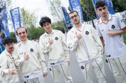 【一竞技1JingJi】LOL：S15全球总決(jué)賽(sài)瑞士轮 G2 2比(bǐ)1击败FLY！