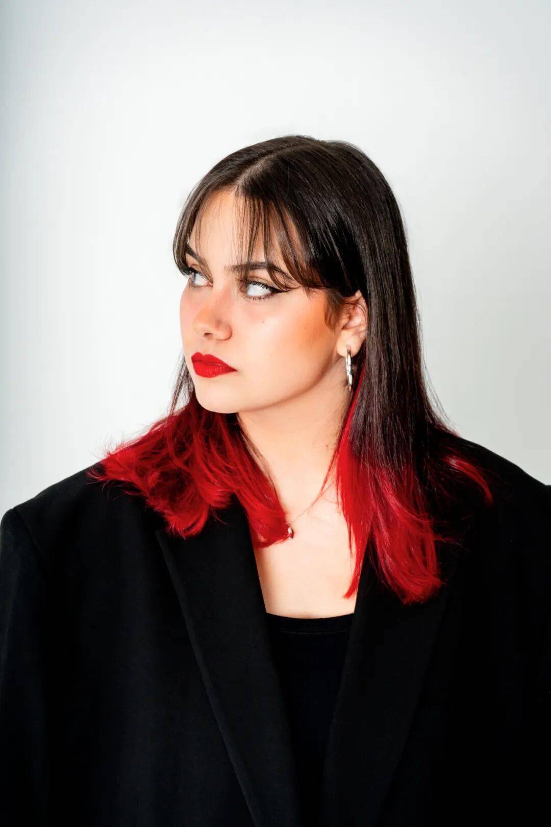 《英雄联盟》召唤师奖杯回归,邓紫棋演唱 S15 全球总决赛主题曲