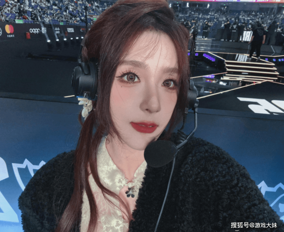 LPL女主持们的择偶标准公布，希然喜欢大叔，周淑仪最现实