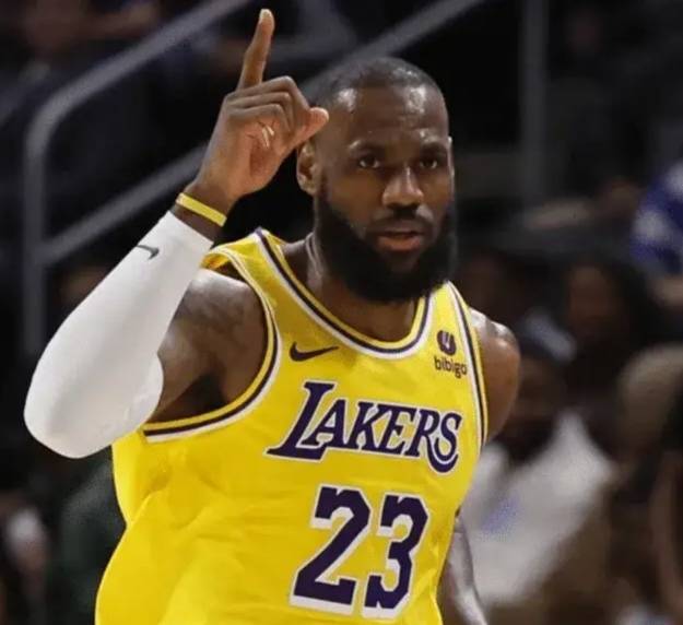 2016年NBA总决赛欧文为何fmvp一票难求？