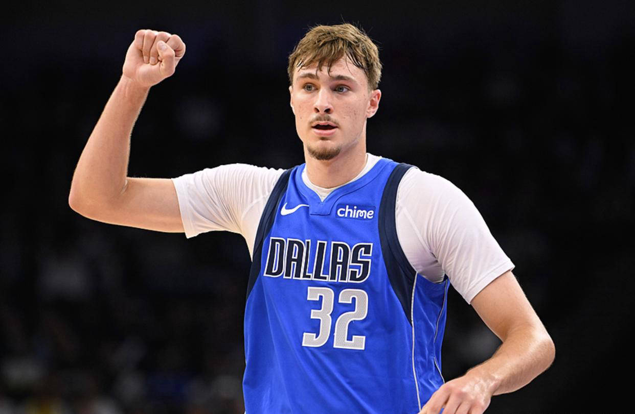 黄蜂大胜魔术，超级新秀克尼佩尔受伤，弗拉格最佳新秀呼声再起