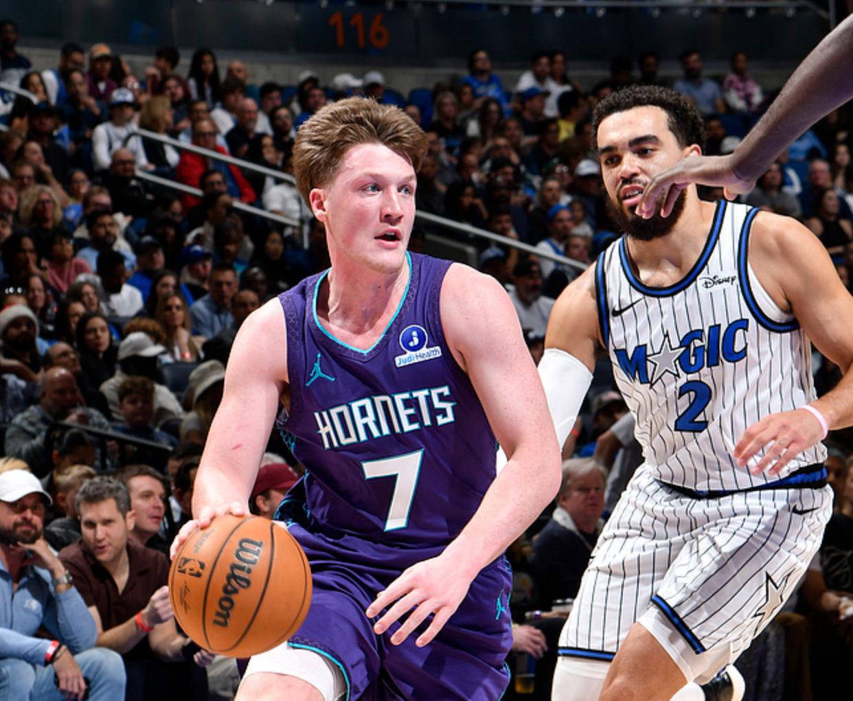 黄蜂大胜魔术，超级新秀克尼佩尔受伤，弗拉格最佳新秀呼声再起