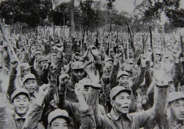 中野挺进大别山，重武器为何宁可扔掉？因为华野也用不上